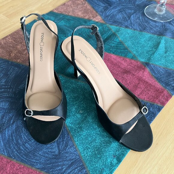 Caparros Shoes - Black Silk Caparros Strappy Dress Shoes Size 9 B (Narrow) EUC